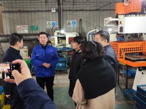 安陽派菲克電磁科技熱烈歡迎?；矍俑笔虚L(zhǎng)來我單位考察調(diào)研